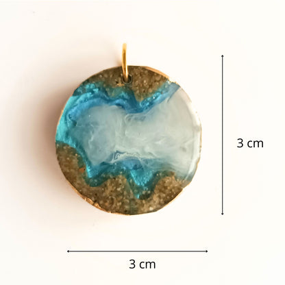 Pendentif Résine Multicouche "Lagon Doré" - Collier Sable & Écume - Bijou Artisanal 3D