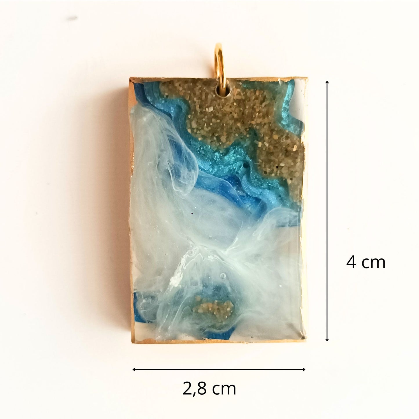 Pendentif Résine Multicouche "Lagon Doré" - Collier Sable & Écume - Bijou Artisanal 3D