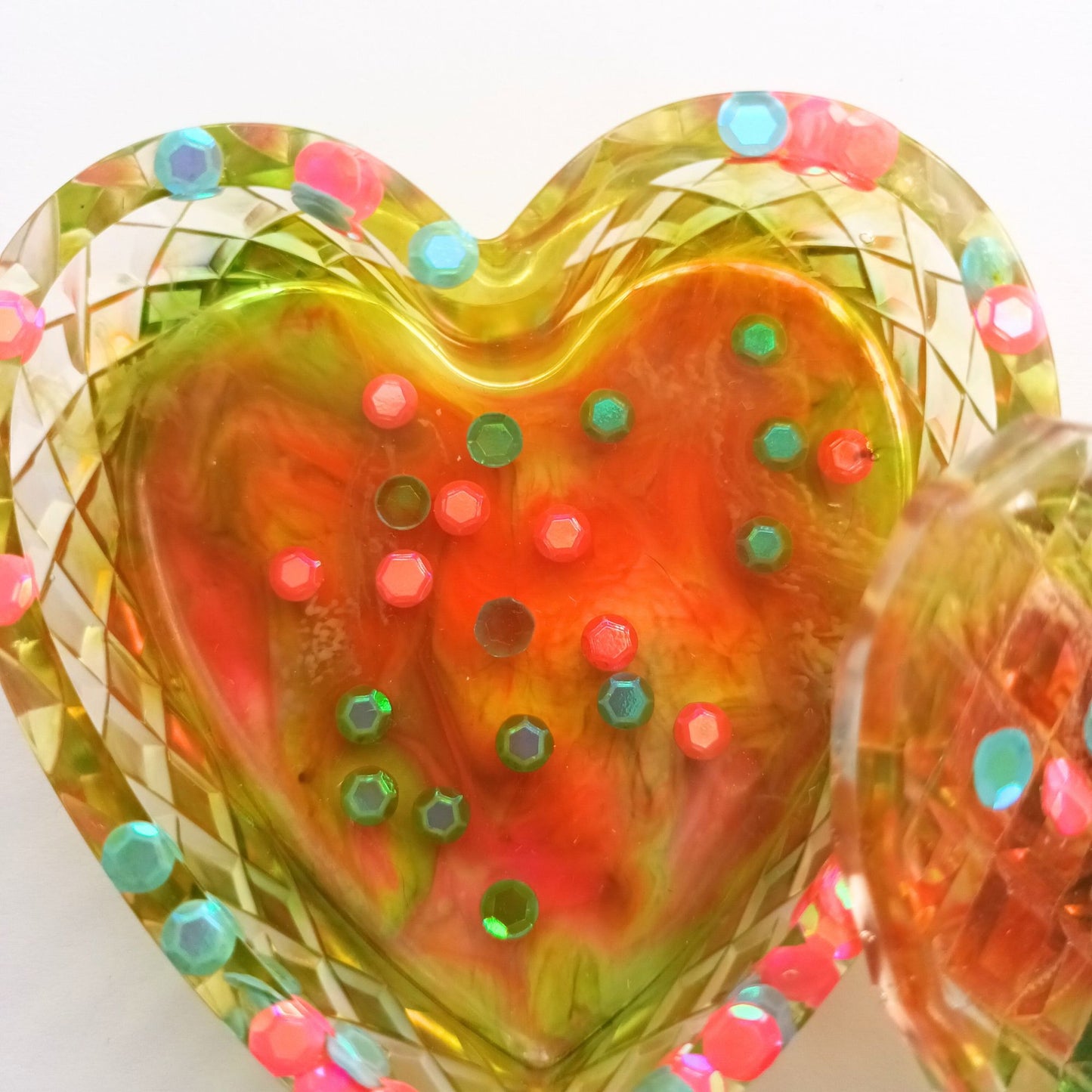 Boîte à Bijoux Cœur Multicolore - Résine Artisanale Fait Main