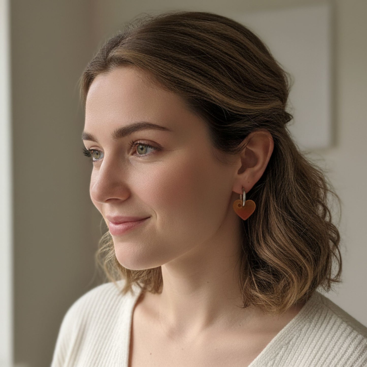 Boucles d'Oreilles Créoles Cœur Ombré en Résine - Coucher de Soleil