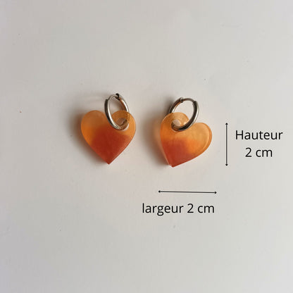 Boucles d'Oreilles Créoles Cœur Ombré en Résine - Coucher de Soleil