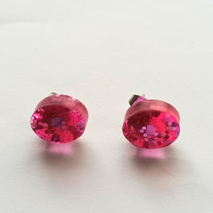Boucles d'Oreilles Puces Rondes Rose Fushia Pailleté - Bijou Résine