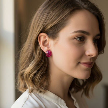 Boucles d'Oreilles Puces Rondes Rose Fushia Pailleté - Bijou Résine