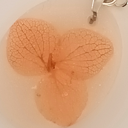 Boucles d'oreilles résine fleur séchée blanc transparent - Rondes botaniques ultra-légères - Bijou artisanal unique fait main