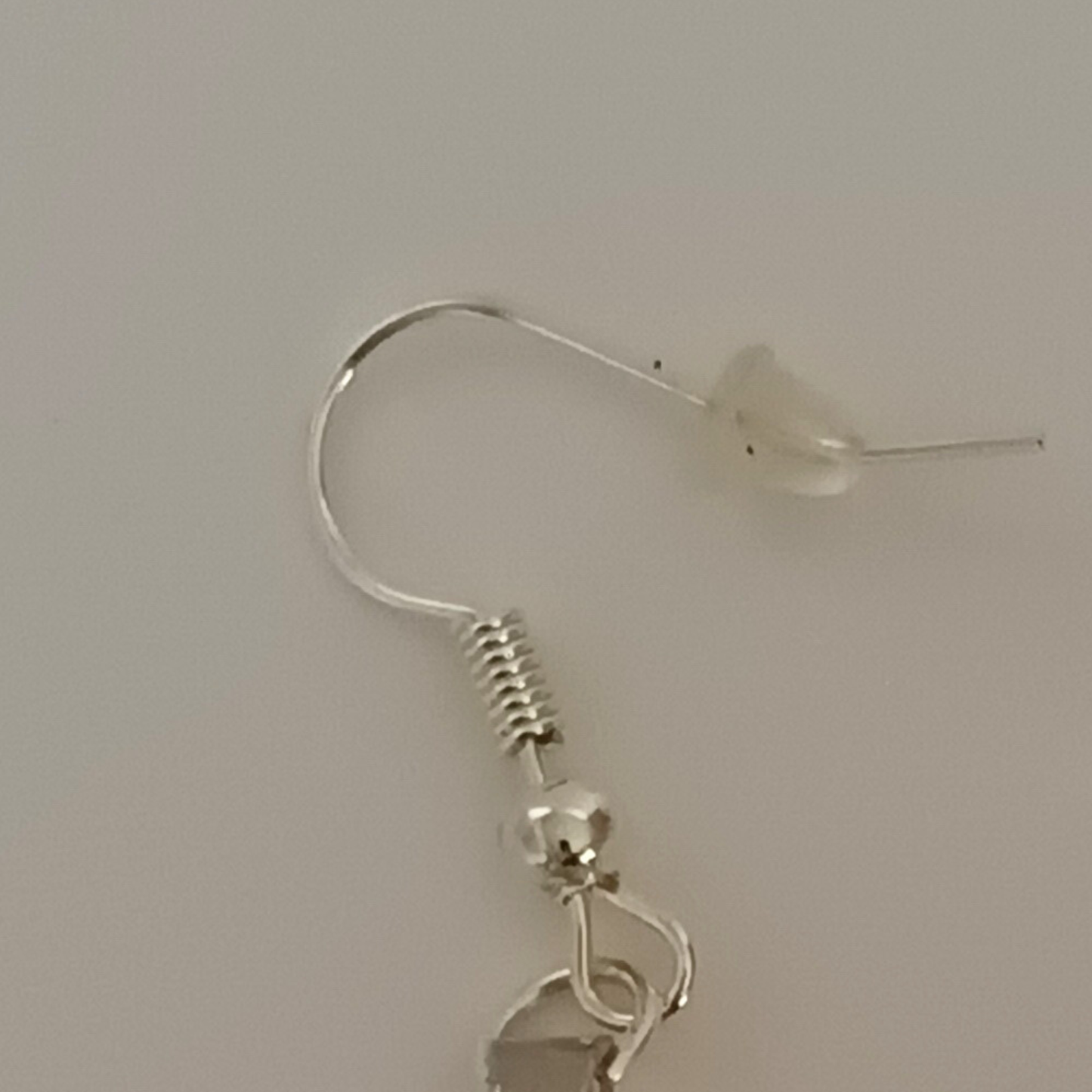 Boucles d'oreilles résine fleur séchée blanc transparent - Rondes botaniques ultra-légères - Bijou artisanal unique fait main