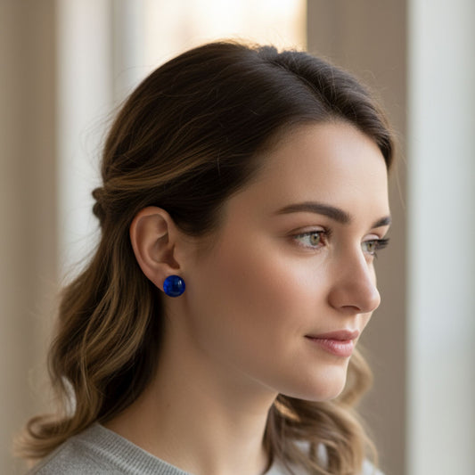 Boucles d'Oreilles Puces Cœur Bleu Pailleté - Résine Artisanale