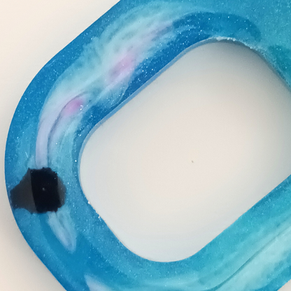 Boucles d'oreilles résine bleu turquoise marbré - Ovales arrondis effet aquarelle ultra-légers - Bijou artisanal unique fait main