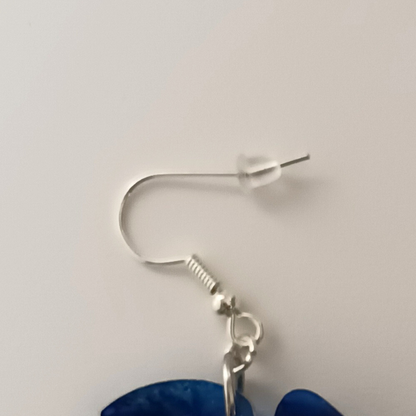 Boucles d'oreilles résine feuille monstera bleu marbré - Tropicales ultra-légères - Bijou artisanal unique fait main