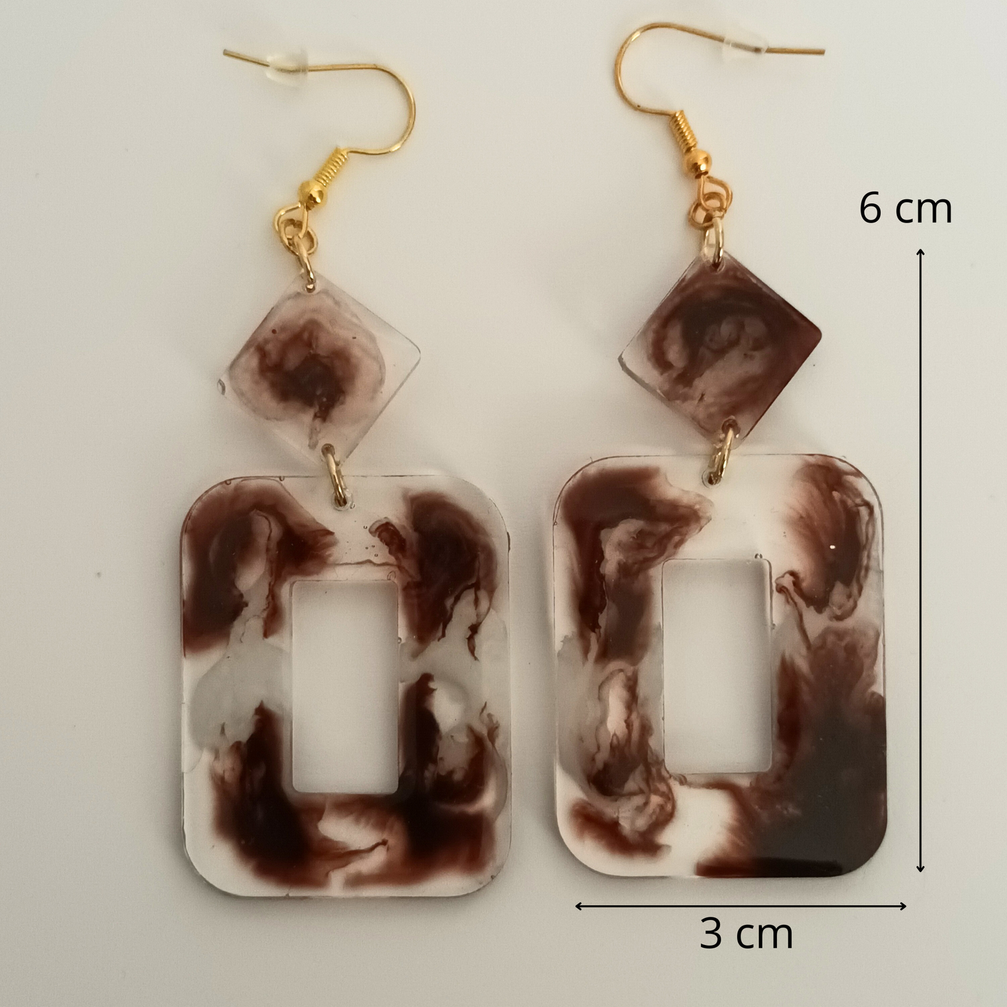 Boucles d'oreilles résine marron blanc transparent - Rectangles double niveau effet marbre ultra-légers - Bijou artisanal unique fait main