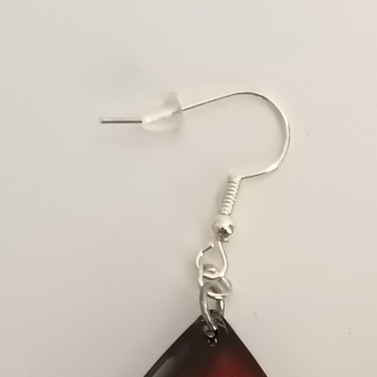 Boucles d'oreilles résine gouttes vert rouge blanc - Tourbillons multicolores ultra-légères - Bijou artisanal unique fait main