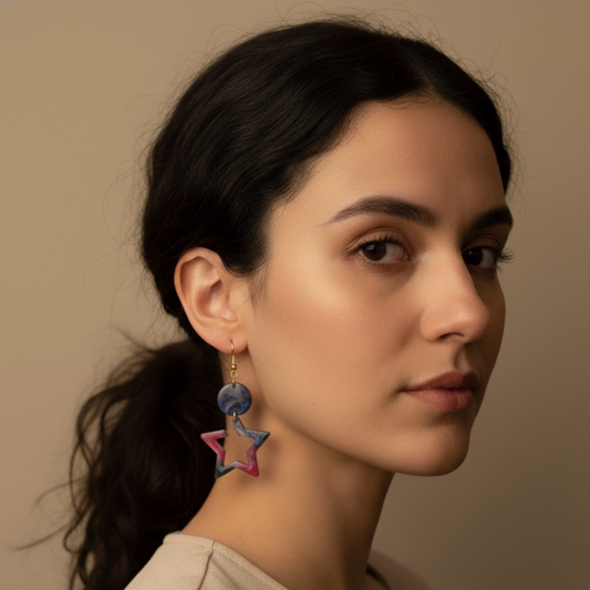 Boucles d'oreilles résine étoile rose bleu marbré - Double niveau ultra-légères - Bijou artisanal unique fait main
