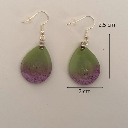 Boucles d'oreilles résine vert violet transparent pailleté - Gouttes dégradé ultra-légères - Bijou artisanal unique fait main