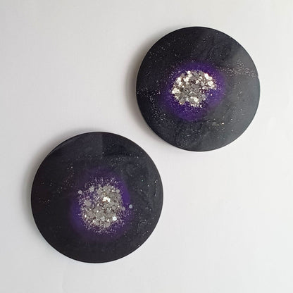 Lot 2 dessous de verre résine galaxie noir violet pailleté argenté - Ronds 8cm cosmiques - Accessoires artisanaux uniques faits main