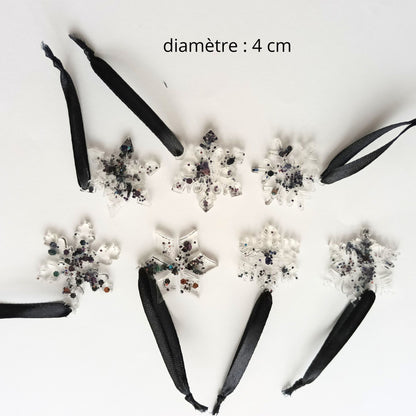 Lot de 7 Suspensions Flocon de Neige en Résine Transparente "Nuit Étoilée"