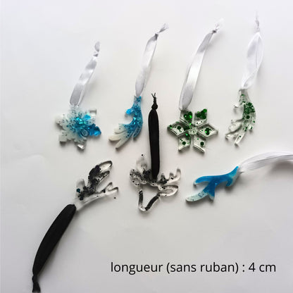 Lot de 7 Suspensions de Noël Variées en Résine - Bleu, Vert et Paillettes