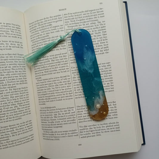 Marque-page résine dégradé bleu turquoise sable pailleté océan pompon turquoise - Rectangle plage mer - Accessoire artisanal unique fait main