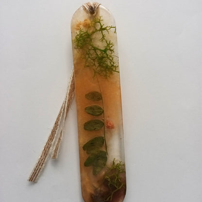 Marque-page résine végétaux séchés mousse fleurs - Rectangle transparent nature - Accessoire artisanal unique fait main