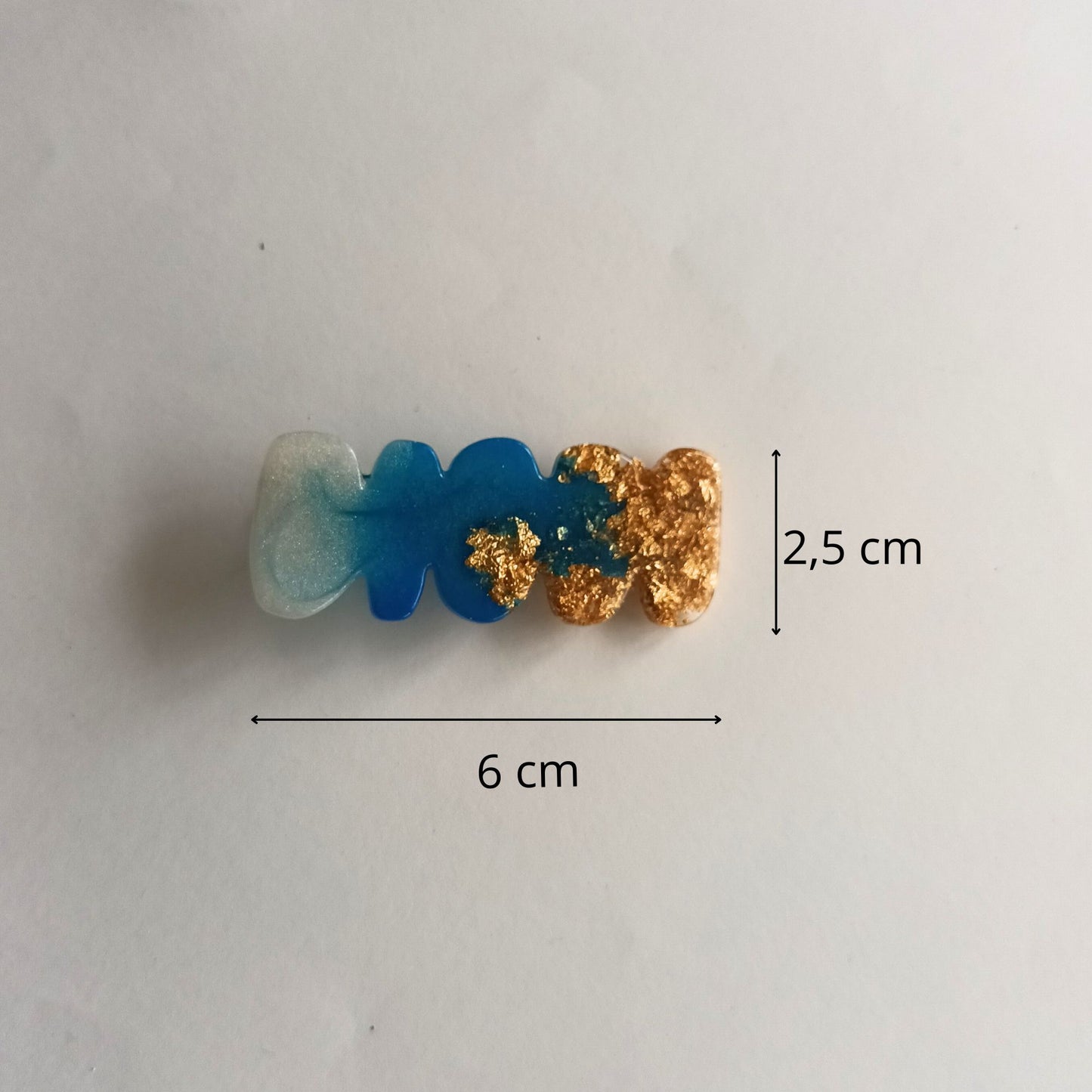 Pince à Cheveux Plate Bicolore Résine Bleu, Blanc & Feuille d'Or