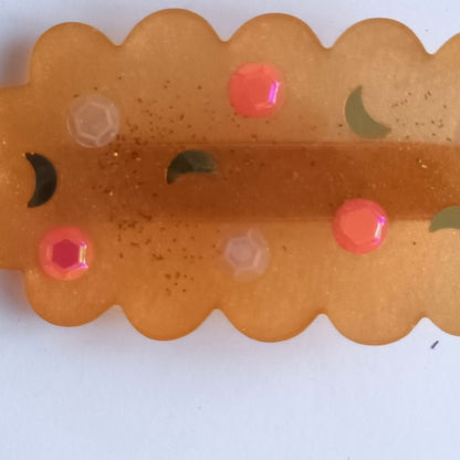 Pince à Cheveux Plate Festonnée en Résine Orange Corail Pailletée