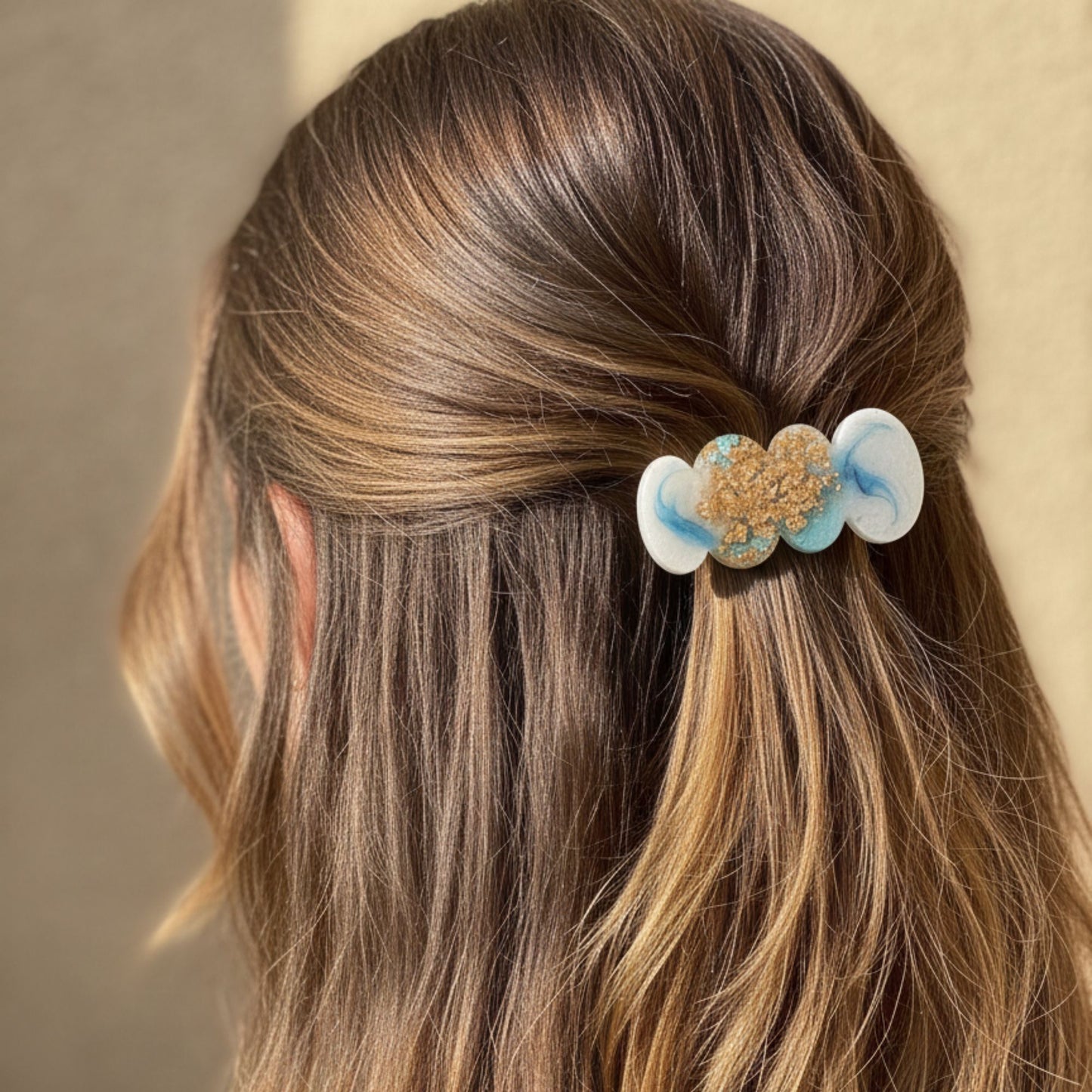 Pince à Cheveux Plate Résine Époxy Luxe - Blanc Nacré Bleu & Feuilles dorées