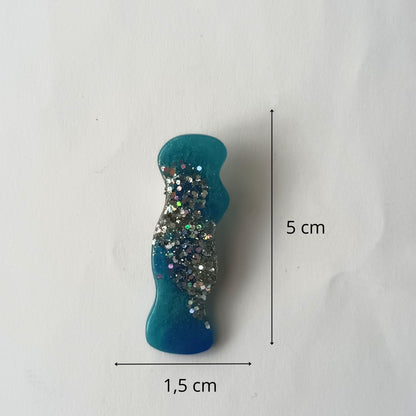 Pince à Cheveux Vague Bicolore Résine Bleu Océan et Paillettes Holographiques
