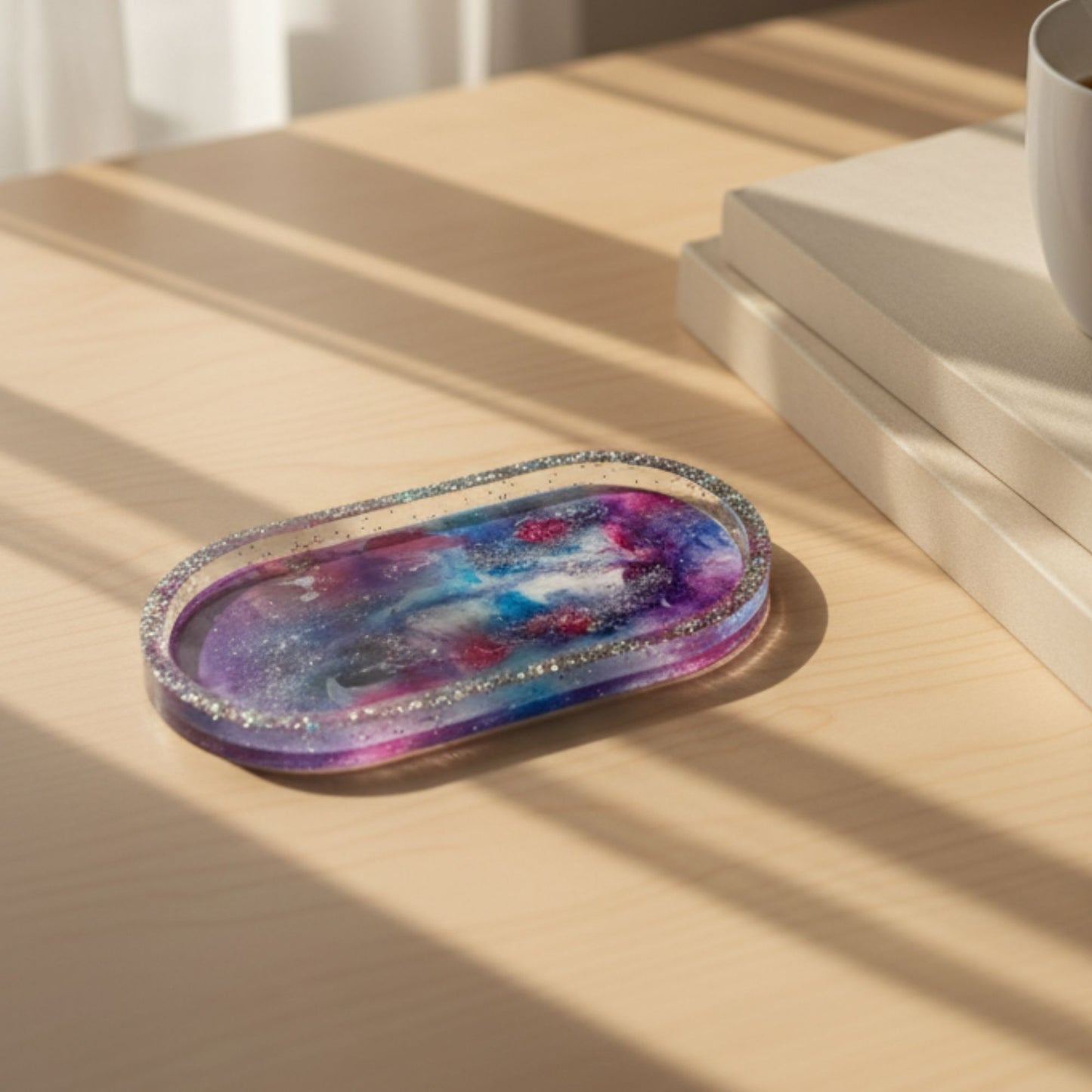 Plateau Vide-Poche Ovale Galaxie en Résine - Violet Bleu Rose Pailleté