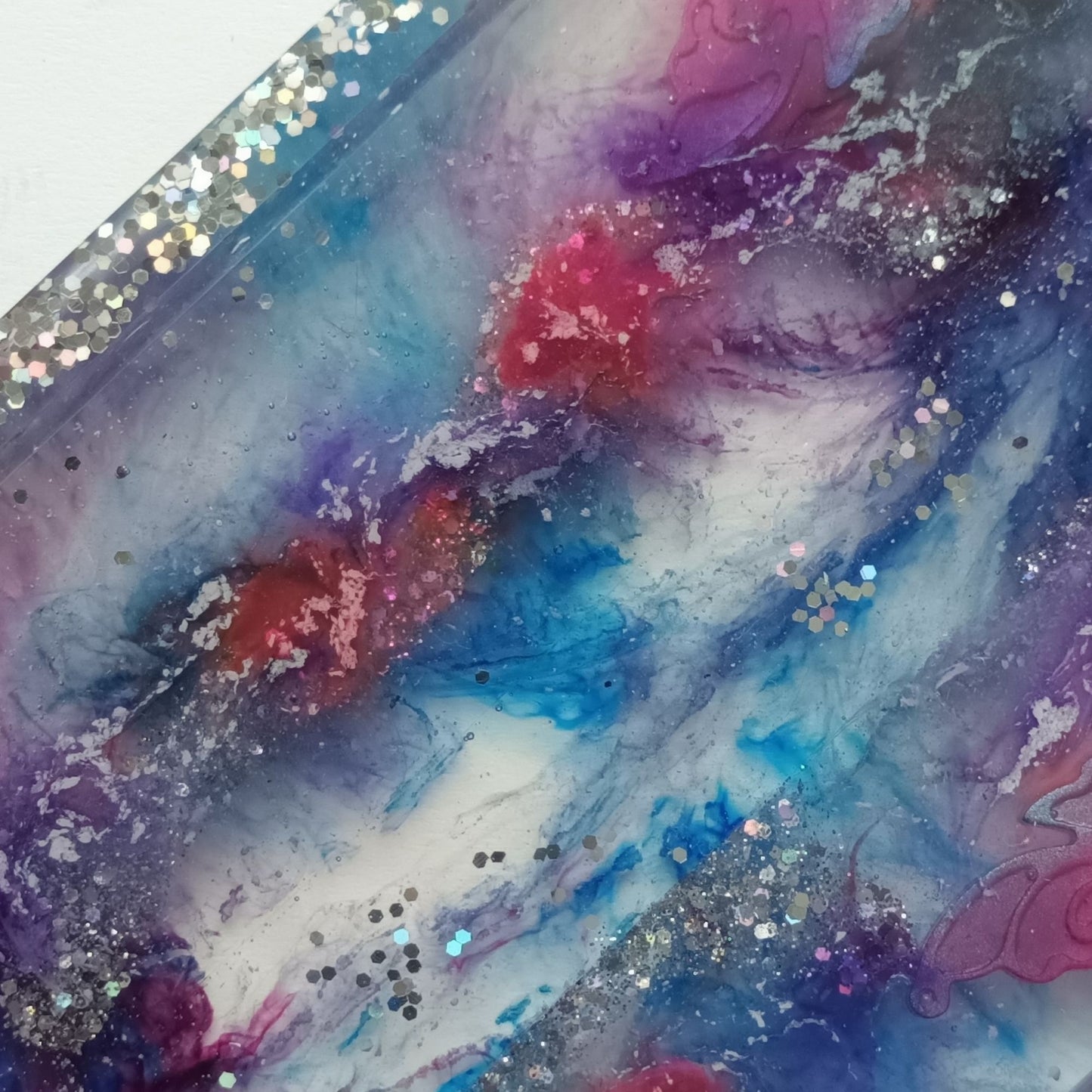 Plateau Vide-Poche Ovale Galaxie en Résine - Violet Bleu Rose Pailleté