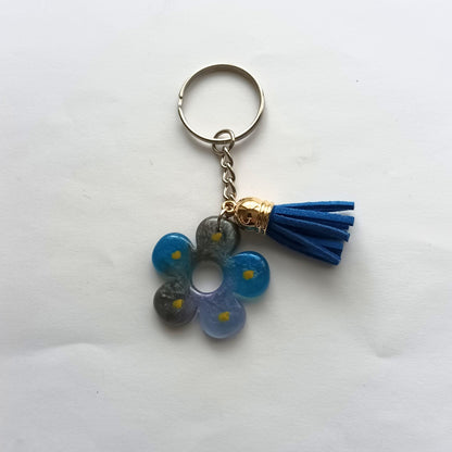 Porte-Clé Fleur Céleste en Résine Bleue et Grise - Pompom Suédine