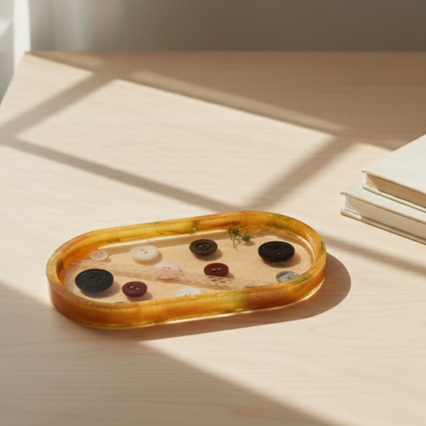 Vide-poche résine couture boutons vintage orange fleurs - Plateau ovale 18cm créatif - Accessoire artisanal unique fait main