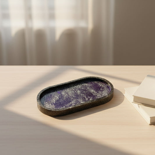 Vide-poche résine galaxie violet noir pailleté - Plateau ovale 18cm cosmique - Accessoire artisanal unique fait main