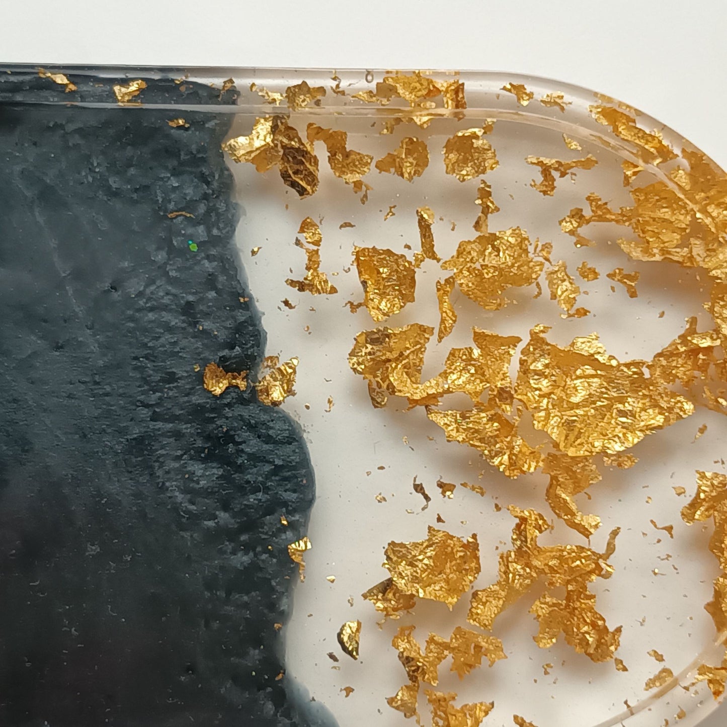 Vide-poche résine noir feuilles or doré - Plateau ovale 18cm luxe élégant - Accessoire artisanal unique fait main
